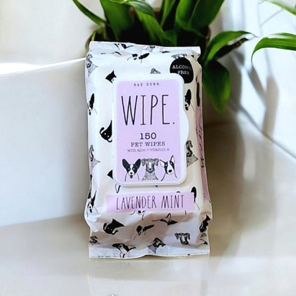 Rae Dunn Lavender Mint Pet Wipes - NWT - Picture 1 of 5